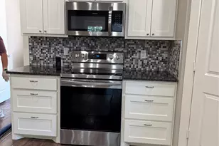 303 N Colbert Ave, Sherman, TX 75090 - Photo 12