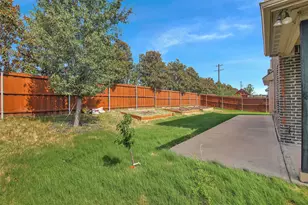 12353 Flowering Dr, Frisco, TX 75035 - Photo 6