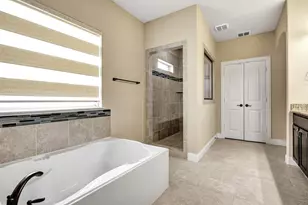 12353 Flowering Dr, Frisco, TX 75035 - Photo 28