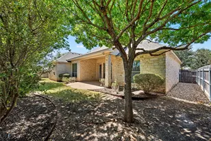 337 Edinburgh Ln, Waco, TX 76712 - Photo 32