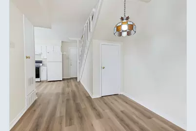 300 College Street #E, Arlington, TX 76010 - Photo 12