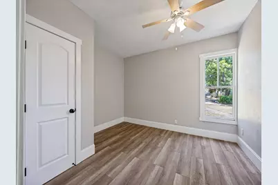 917 W Sears Street, Denison, TX 75020 - Photo 18