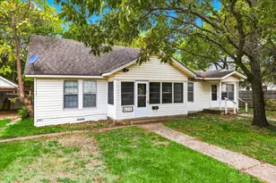 220 S 2nd St, Wills Point, TX 75169 - Photo 22
