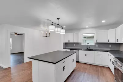 6124 Sundown Drive, Fort Worth, TX 76114 - Photo 2