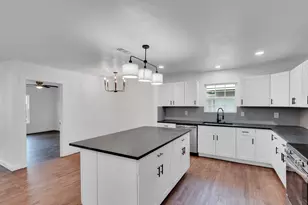 6124 Sundown Dr, Fort Worth, TX 76114 - Photo 2