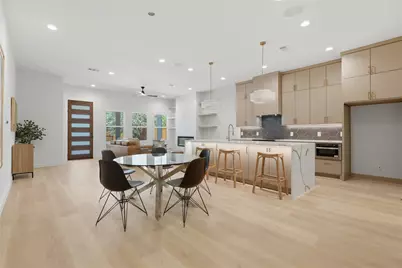 1327 E Waco Avenue, Dallas, TX 75216 - Photo 12