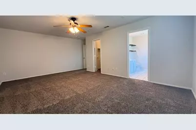 436 Emerald Creek Drive, Fort Worth, TX 76131 - Photo 4