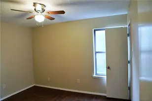 7624 Cedarhill Rd, Watauga, TX 76148 - Photo 8