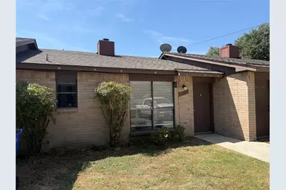 409 W 3rd Street #411, Kennedale, TX 76060 - Photo 2