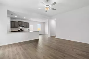 9672 Stranton Dr, Fort Worth, TX 76140 - Photo 4