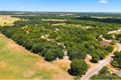31003 Doe Run Court, Whitney, TX 76692 - Photo 32