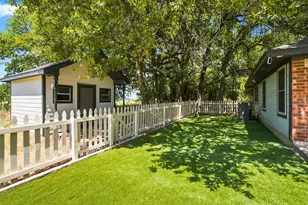 31003 Doe Run Ct, Whitney, TX 76692 - Photo 24