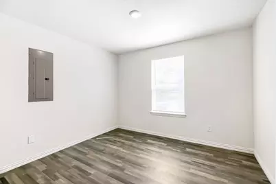2005-2007 Jb Jackson Jr Boulevard, Dallas, TX 75210 - Photo 20