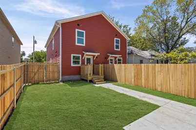 909 N 14th Street #A&B, Waco, TX 76707 - Photo 8