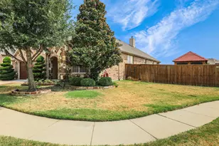 1317 Wheatear Dr, Little Elm, TX 75068 - Photo 6