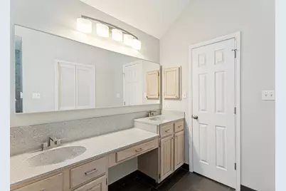 7659 Crosstimbers Lane, North Richland Hills, TX 76182 - Photo 20