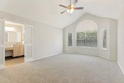 7659 Crosstimbers Lane, North Richland Hills, TX 76182 - Photo 18