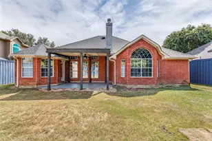 7659 Crosstimbers Ln, North Richland Hills, TX 76182 - Photo 22