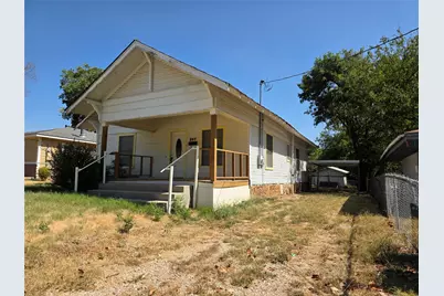 507 Orchard Street, Bowie, TX 76230 - Photo 6