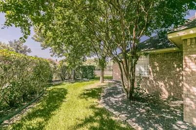 5544 Greenview Court, North Richland Hills, TX 76148 - Photo 38