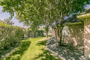5544 Greenview Ct, North Richland Hills, TX 76148 - Photo 38