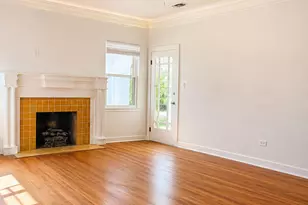 3252 S University Dr, Fort Worth, TX 76109 - Photo 2