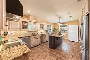 2512 Glassboro Cir, Arlington, TX 76015 - Photo 10
