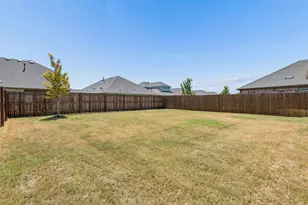 9900 Tinsley St, Aubrey, TX 76227 - Photo 22