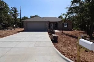 175 Lori Dr, Mineral Wells, TX 76067 - Photo 2