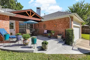 2307 Bristol Dr, Carrollton, TX 75006 - Photo 34