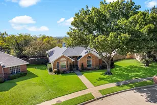 2307 Bristol Dr, Carrollton, TX 75006 - Photo 4
