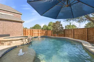 7124 Comal Dr, Irving, TX 75039 - Photo 32