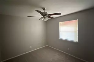 3244 Little River Dr, Dallas, TX 75241 - Photo 10