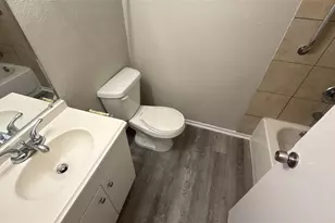 3244 Little River Dr, Dallas, TX 75241 - Photo 18