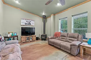45 Halliburton Dr, Bells, TX 75414 - Photo 16