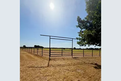 1108 County Road 4360, Decatur, TX 76234 - Photo 2
