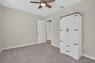 805 Adkins St, Bowie, TX 76230 - Photo 16