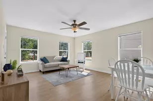 805 Adkins St, Bowie, TX 76230 - Photo 10
