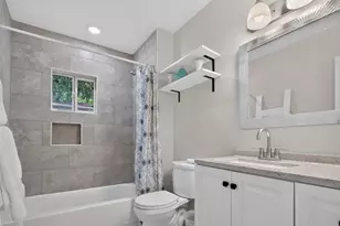 805 Adkins St, Bowie, TX 76230 - Photo 18
