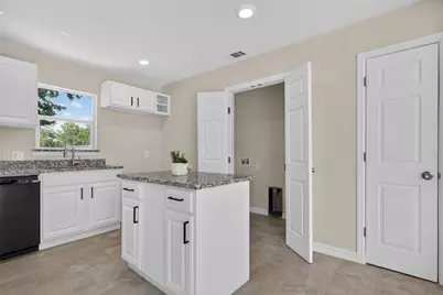 805 Adkins Street, Bowie, TX 76230 - Photo 14