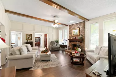 417 Stroud Lane, Garland, TX 75043 - Photo 6