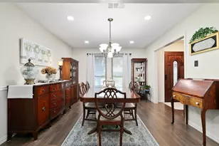 417 Stroud Ln, Garland, TX 75043 - Photo 14