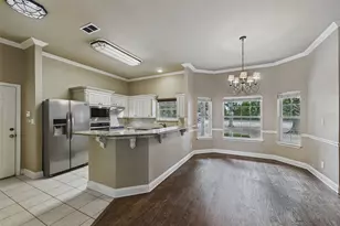 616 W Walcott St, Pilot Point, TX 76258 - Photo 12