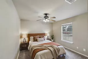616 W Walcott St, Pilot Point, TX 76258 - Photo 28