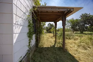 549 Co Rd 4699, Boyd, TX 76023 - Photo 18