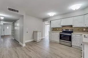1930 Rambling Ridge Ln, Carrollton, TX 75007 - Photo 4