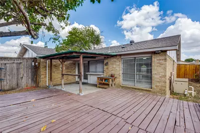 1930 Rambling Ridge Lane, Carrollton, TX 75007 - Photo 8