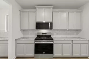 9320 Derry Ln, Little Elm, TX 76227 - Photo 2
