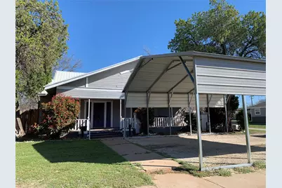 915 2nd Street, Graham, TX 76450 - Photo 2