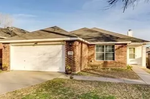 7549 Vanessa Dr, Fort Worth, TX 76112 - Photo 1